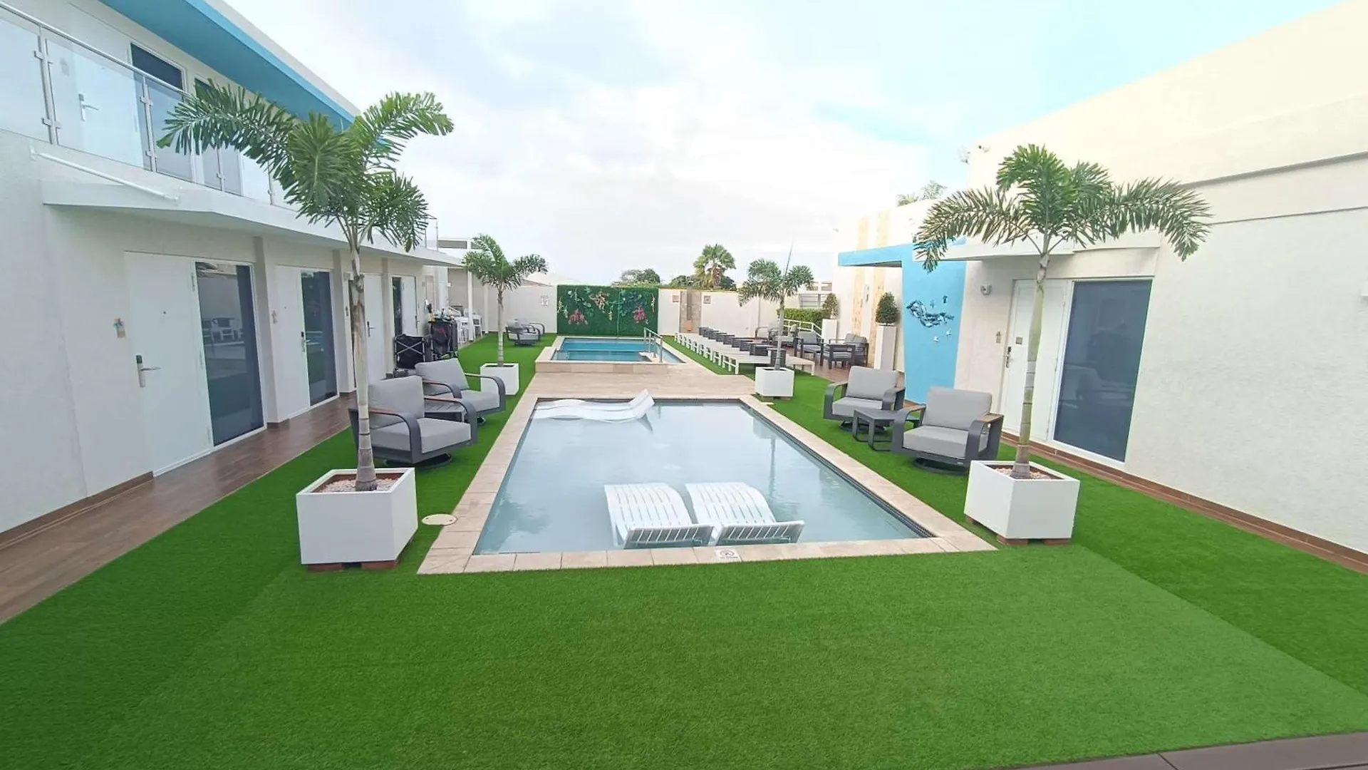 ***  Aruba Boutique & Art Hotel, BW Signature Collection - Only Adults - New Hotel Palm Beach Aruba