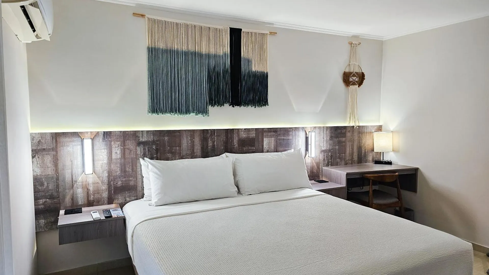 Aruba Boutique & Art Hotel, BW Signature Collection - Only Adults - New Hotel Palm Beach 3*,