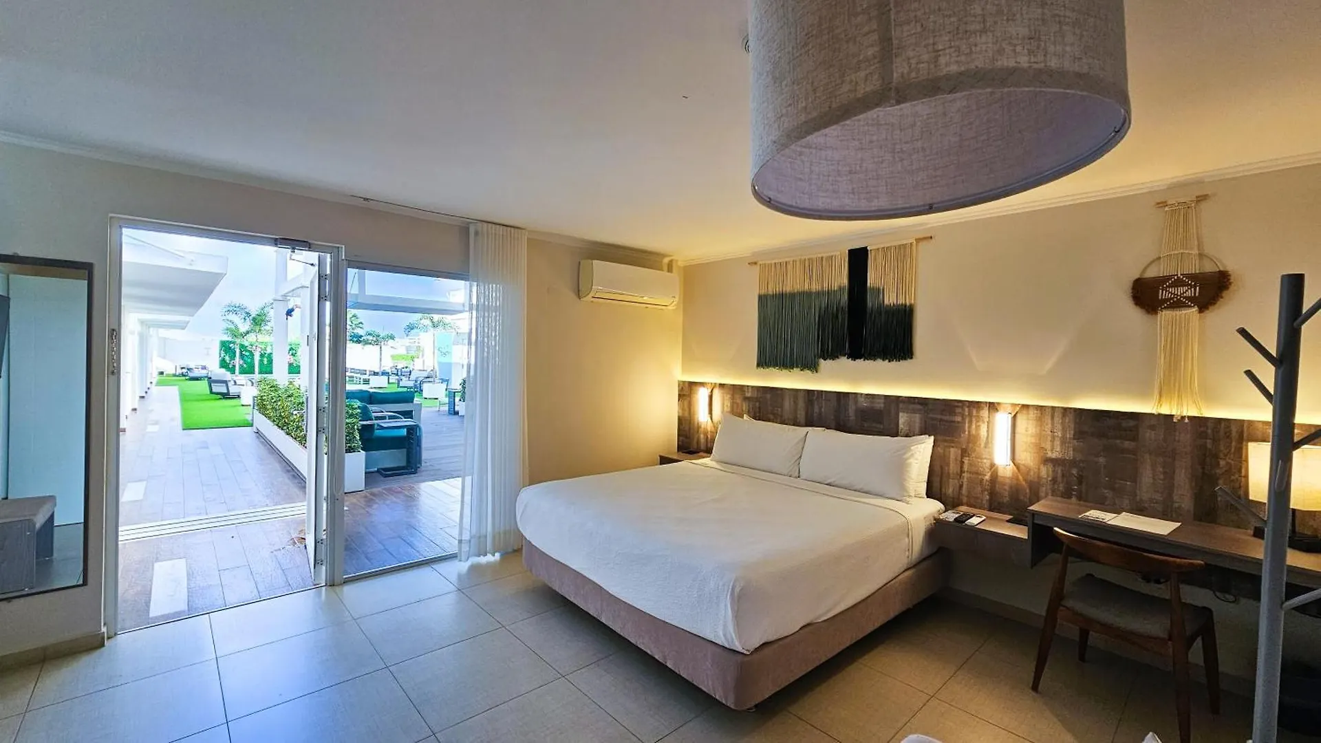 Aruba Boutique & Art Hotel, BW Signature Collection - Only Adults - New Hotel Palm Beach